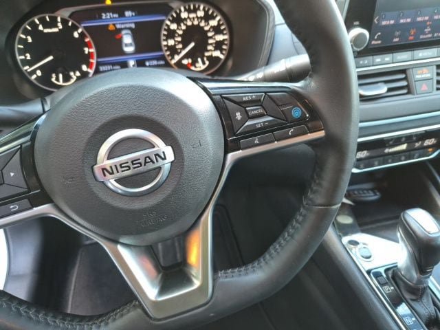 Used 2019 Nissan Altima 2.5 SV AWD/4WD image 18