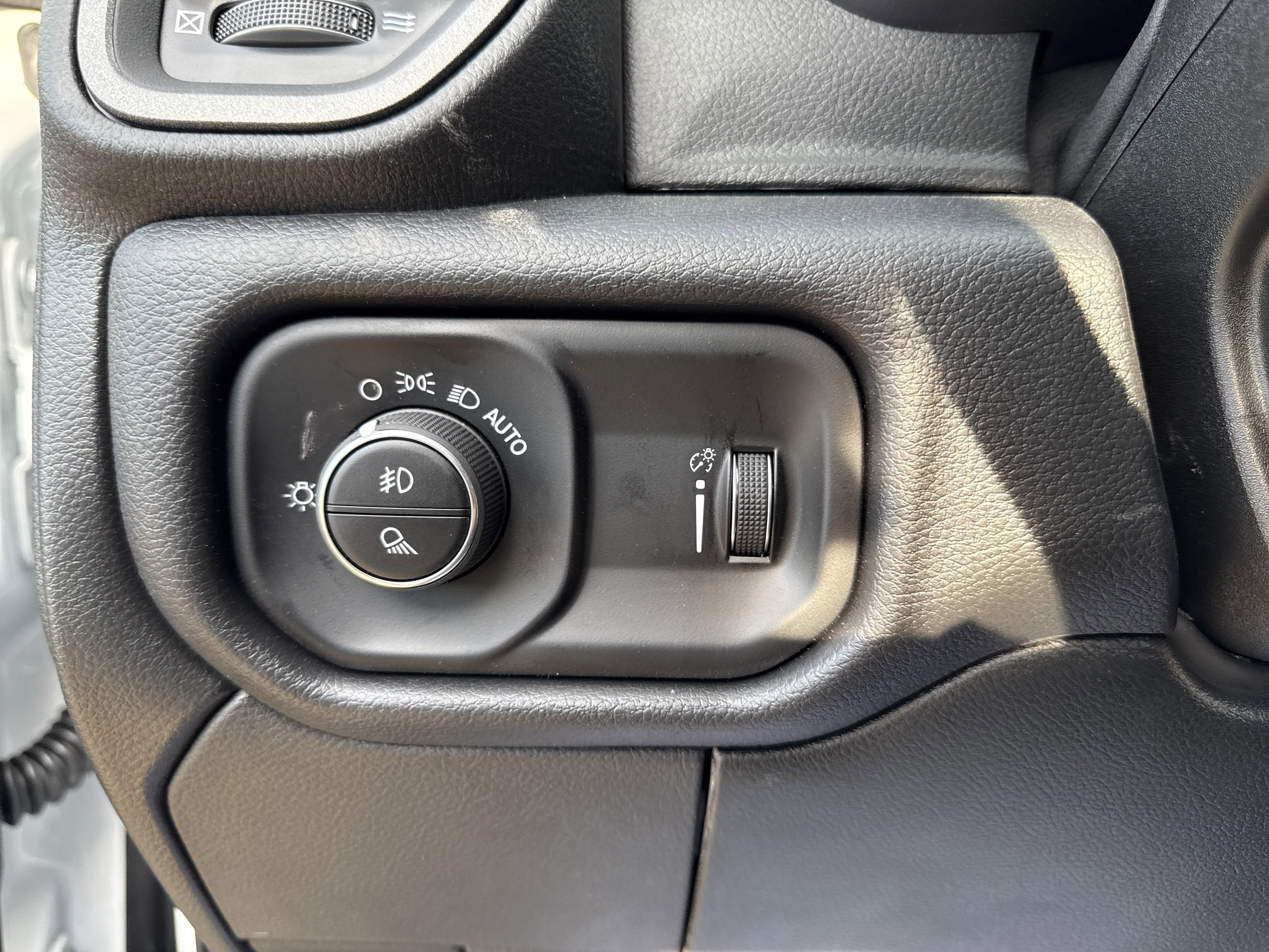 New 2025 RAM 2500 Tradesman image 18