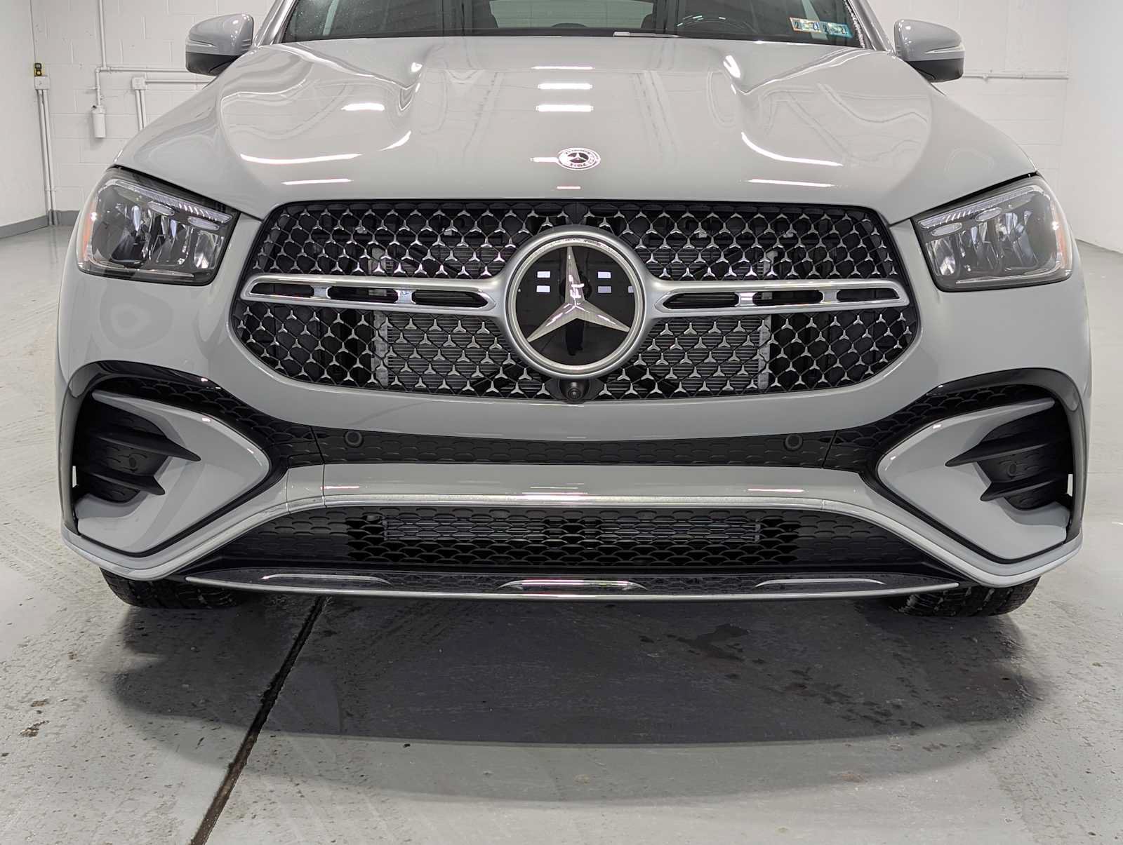 Certified 2026 Mercedes-Benz GLE 450 4MATIC image 2