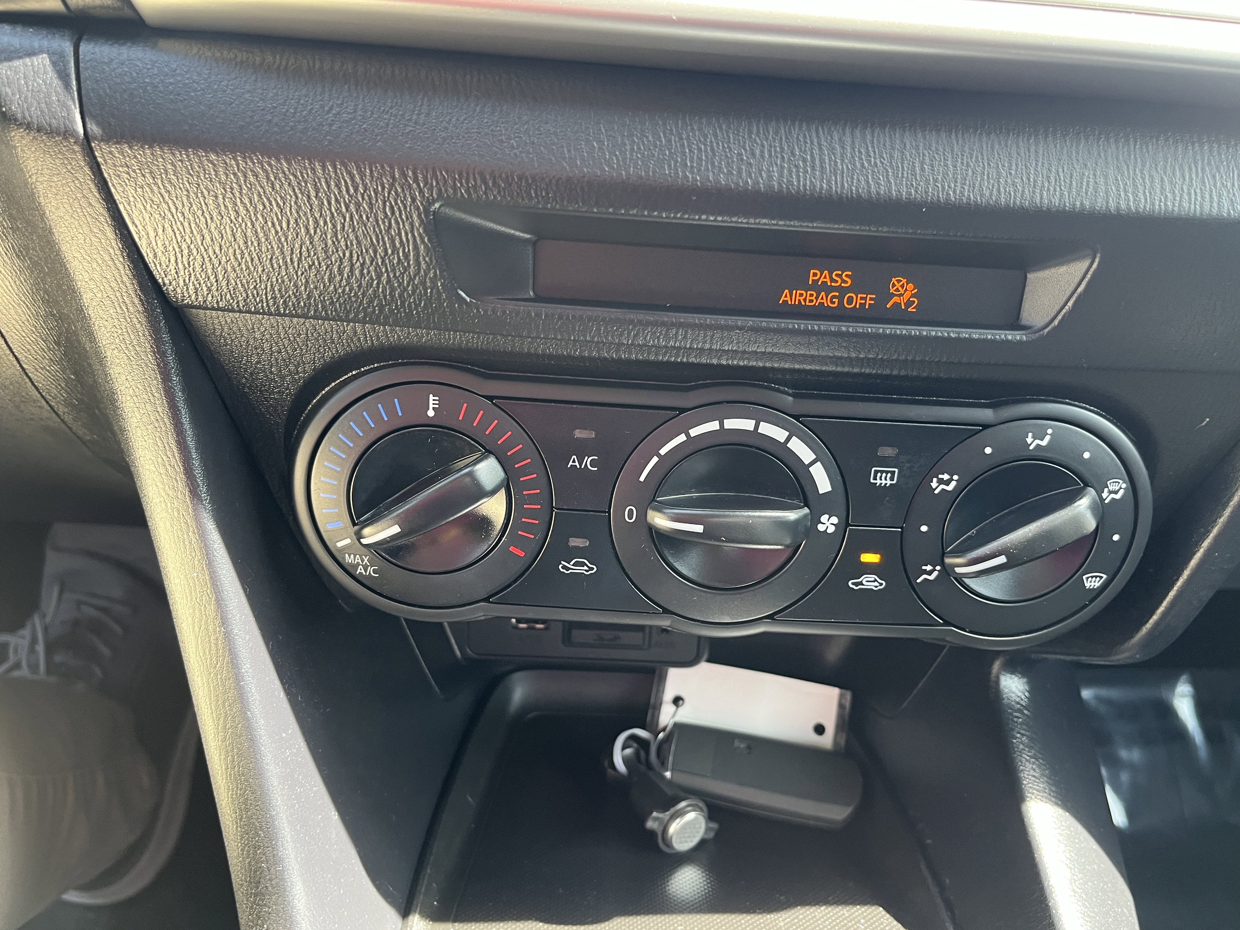 Used 2018 MAZDA MAZDA3 Sport FWD image 21