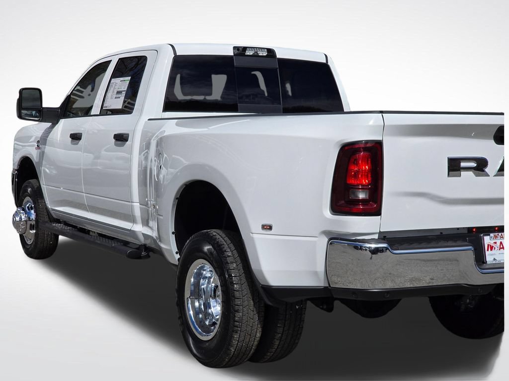 New 2026 RAM 3500 Tradesman AWD/4WD image 41