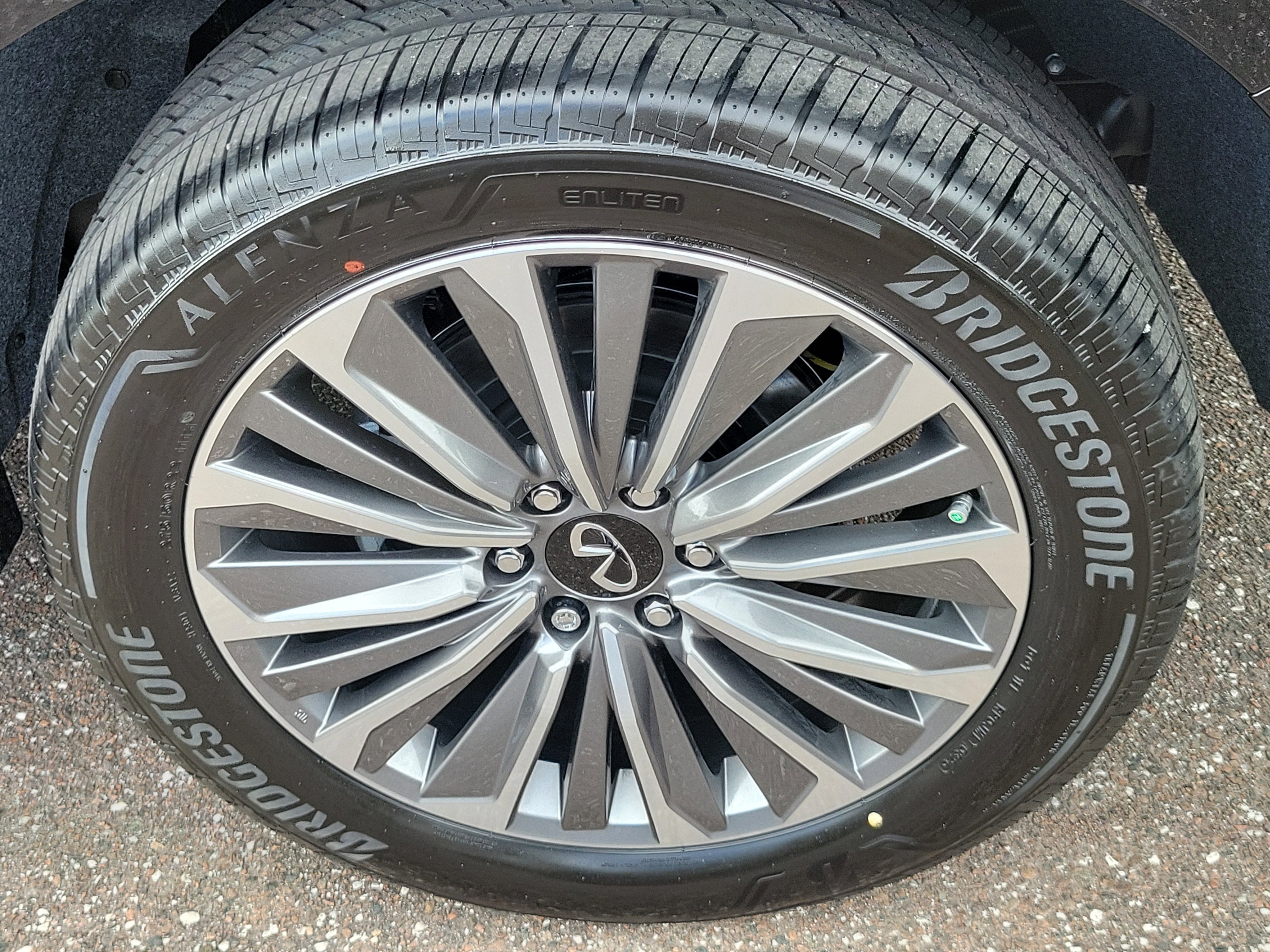 Used 2026 INFINITI QX80 Luxe w/ Cargo Package AWD/4WD image 5