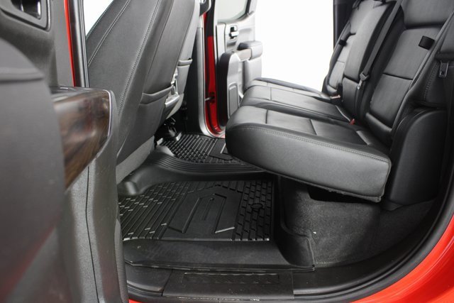 Used 2021 GMC Sierra 1500 SLT w/ SLT Premium Package image 17