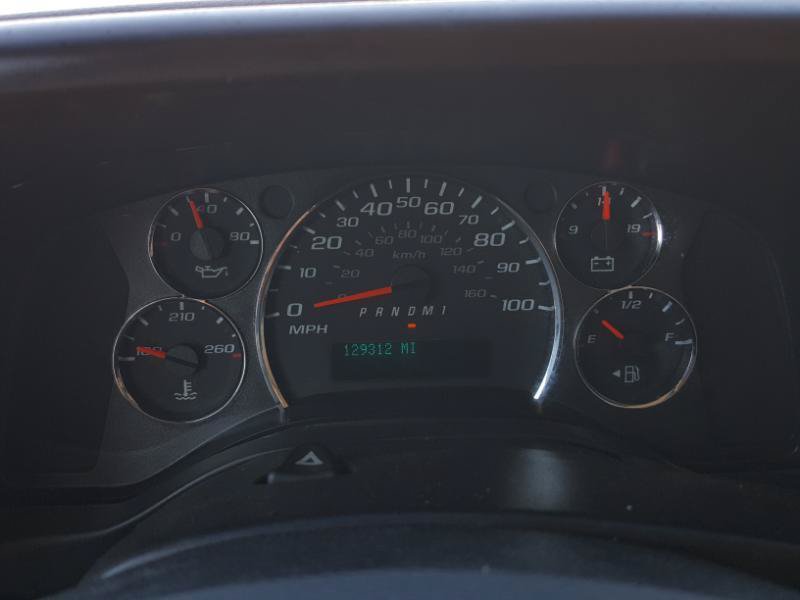 Used 2012 Chevrolet Express 3500 RWD image 15