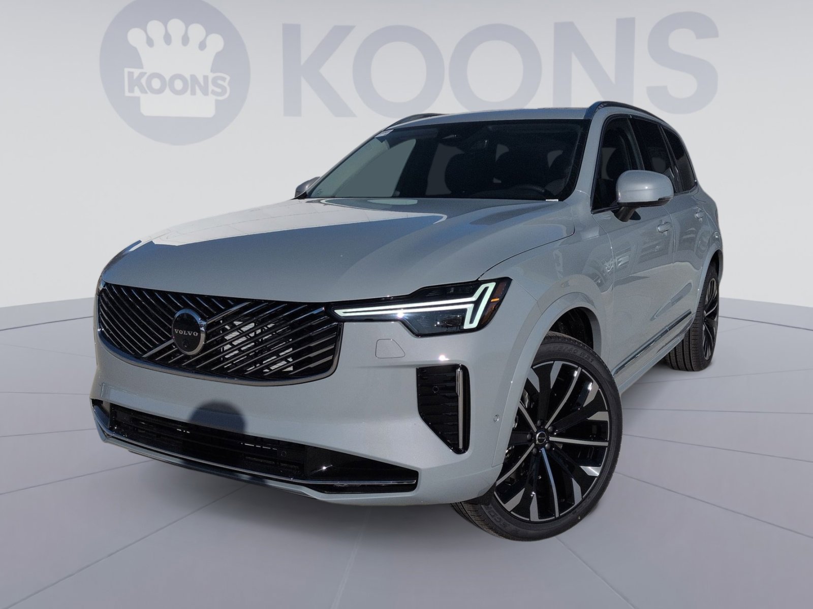 New 2026 Volvo XC90 B6 Plus