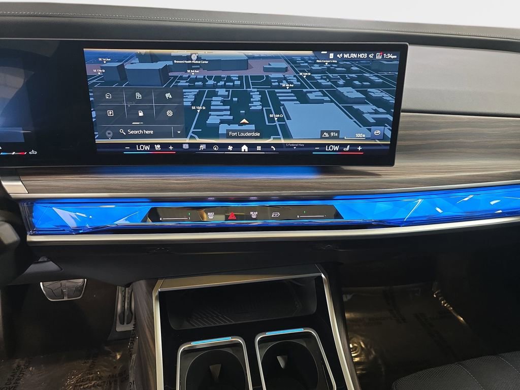 Certified 2023 BMW 760i xDrive image 23