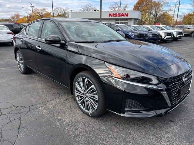 New 2025 Nissan Altima 2.5 SL image 3