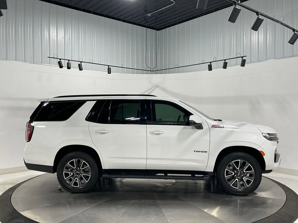 Used 2022 Chevrolet Tahoe Z71 w/ Luxury Package image 10