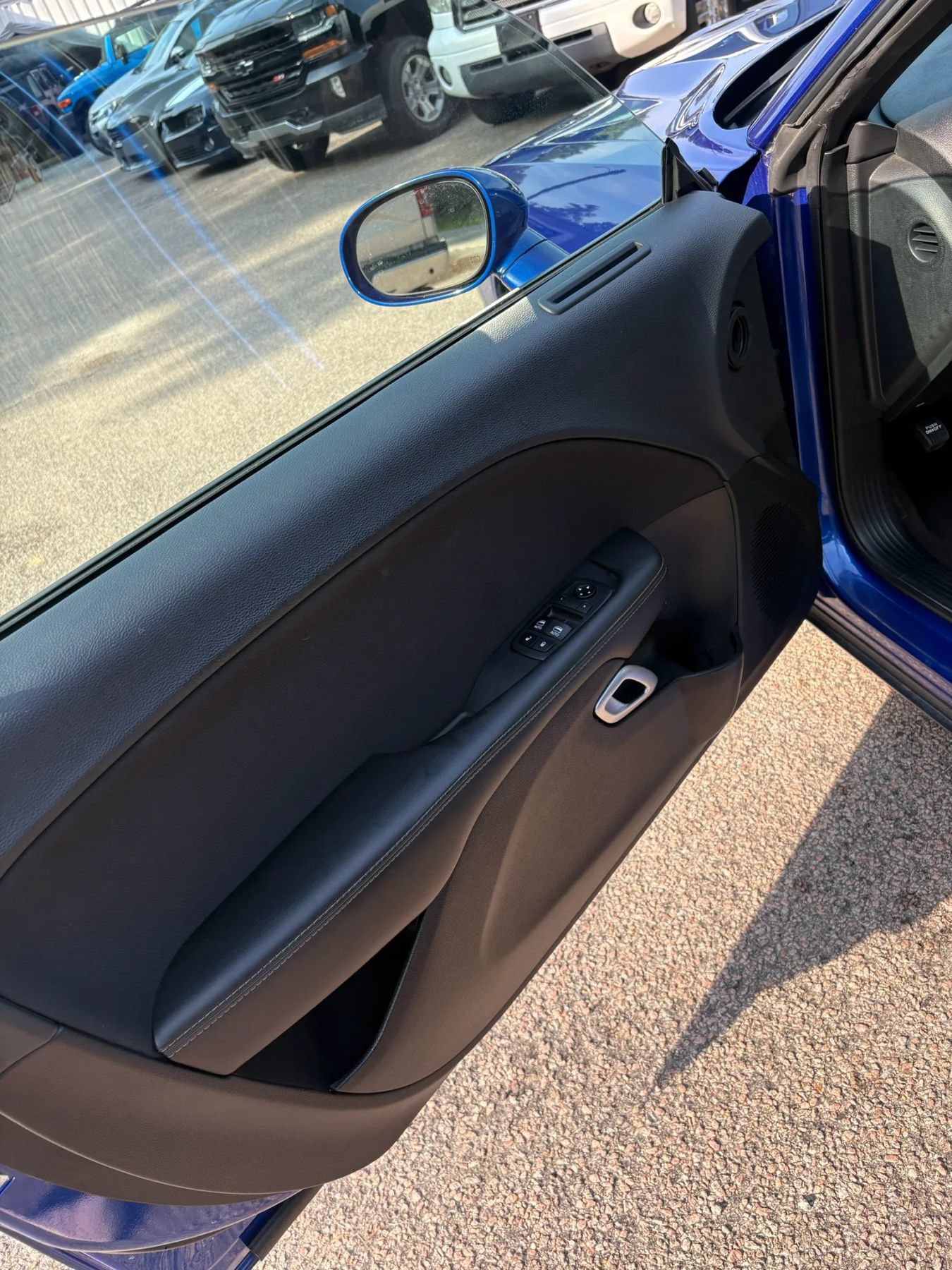 Used 2019 Dodge Challenger SXT w/ Blacktop Package RWD image 36
