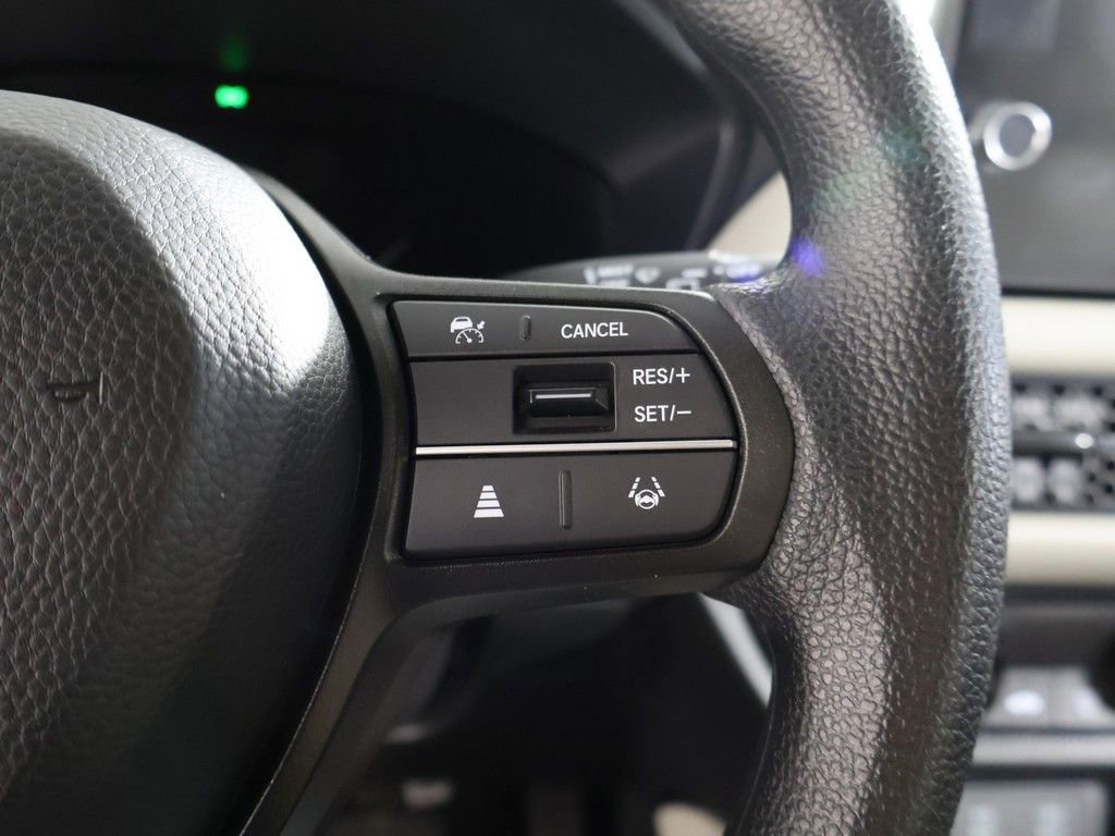 Certified 2026 Honda HR-V LX image 40