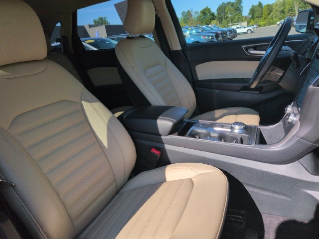 Certified 2024 Ford Edge SEL w/ Convenience Package AWD/4WD image 15