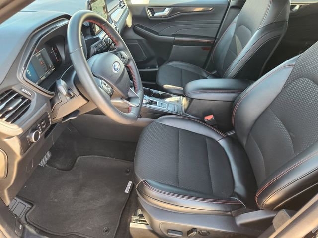 Used 2025 Ford Escape ST-Line AWD/4WD image 13