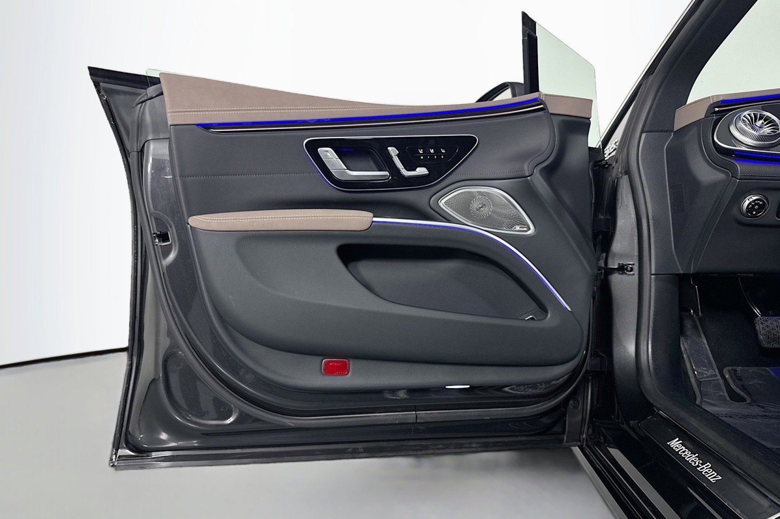 Certified 2023 Mercedes-Benz EQS 450+ Sedan image 20