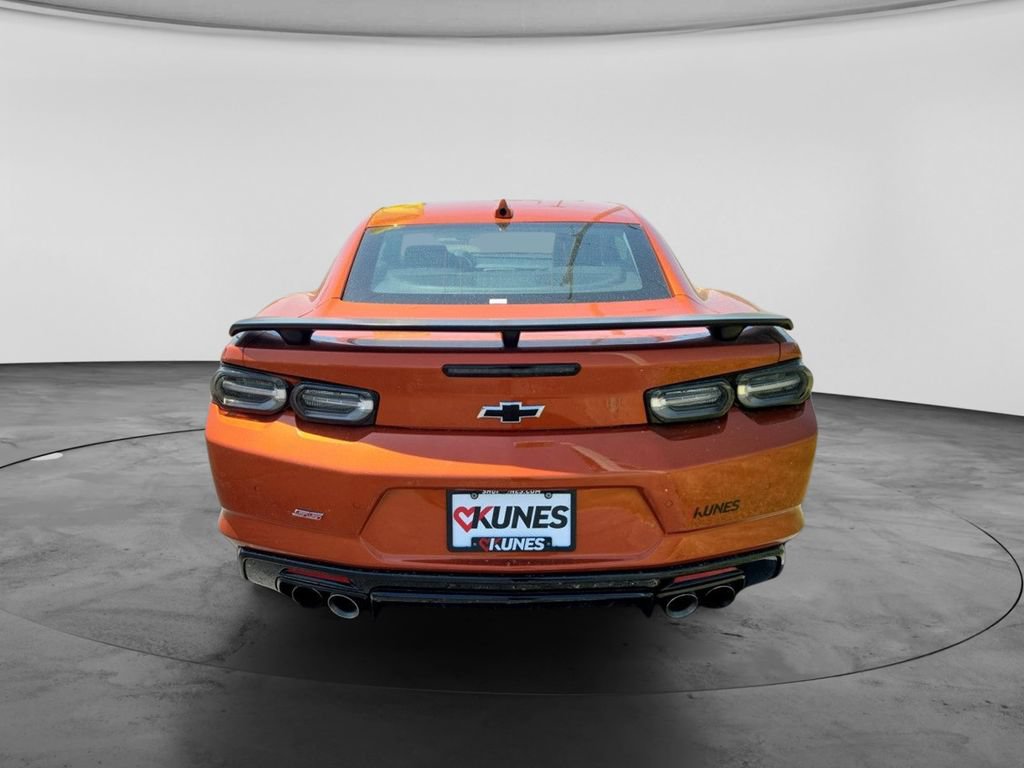 Used 2023 Chevrolet Camaro SS RWD image 8