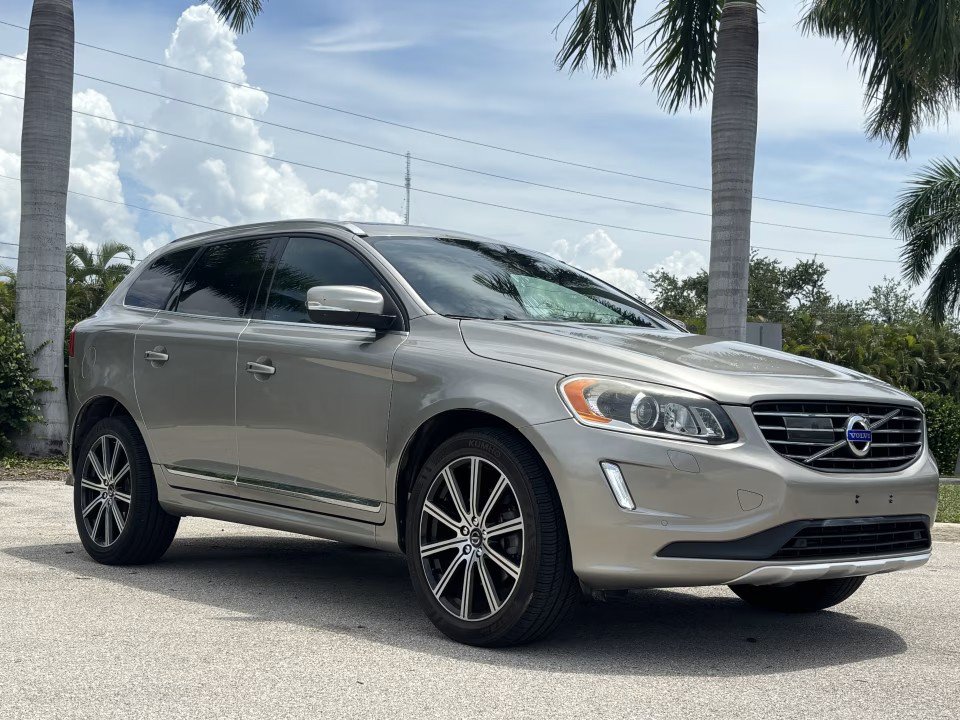 Used 2015 Volvo XC60 T5 Platinum FWD image 4