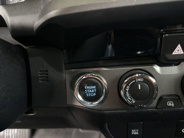 Used 2017 Toyota Tacoma TRD Sport w/ Tow Package (A/T) image 20