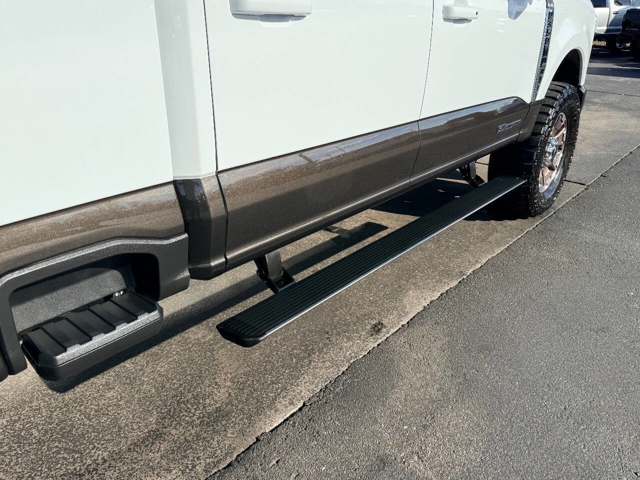 Used 2025 Ford F350 King Ranch image 15