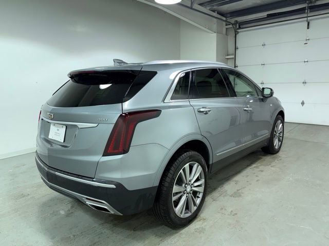Used 2025 Cadillac XT5 Premium Luxury image 6