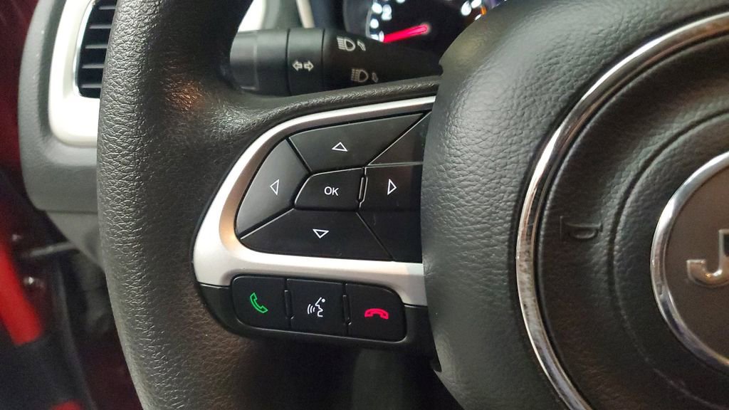 Used 2021 Jeep Compass Sport image 29