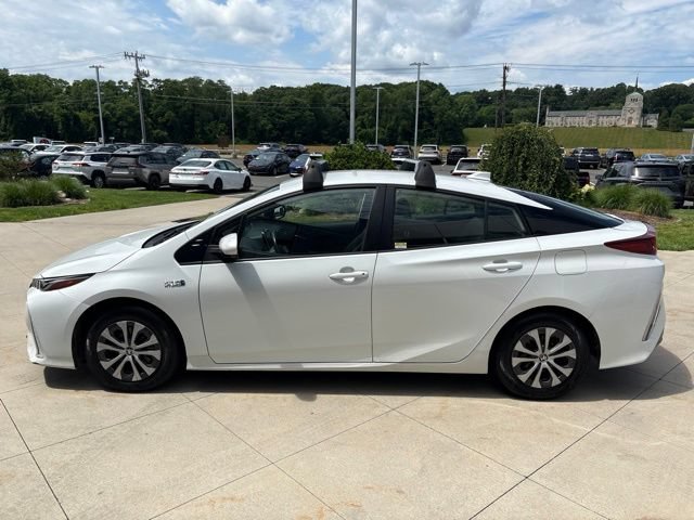Used 2022 Toyota Prius Prime XLE FWD image 4