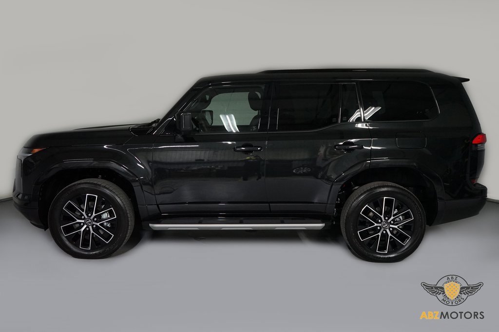 Used 2025 Lexus GX 550 image 5