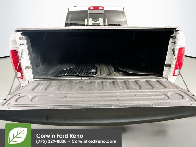 Used 2016 RAM 1500 Laramie w/ Convenience Group AWD/4WD image 28