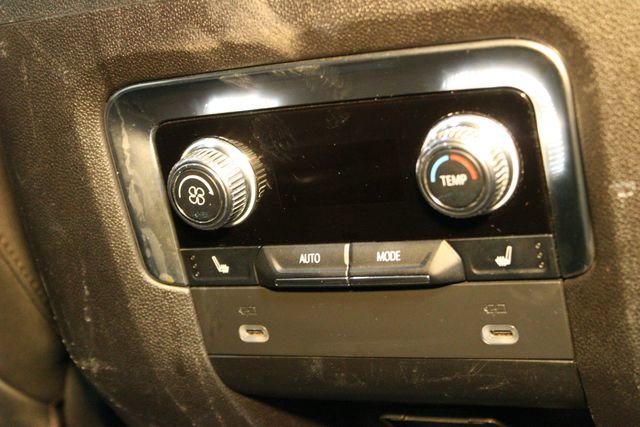 Used 2021 GMC Yukon SLT image 15