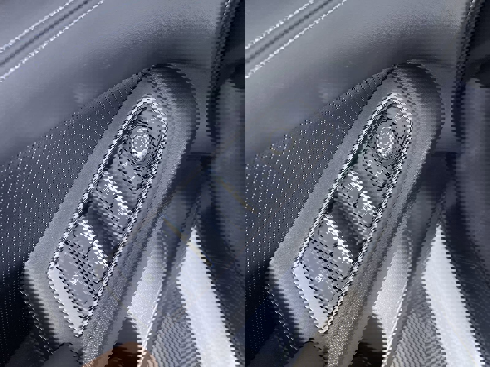 Certified 2025 Subaru Ascent Touring image 14