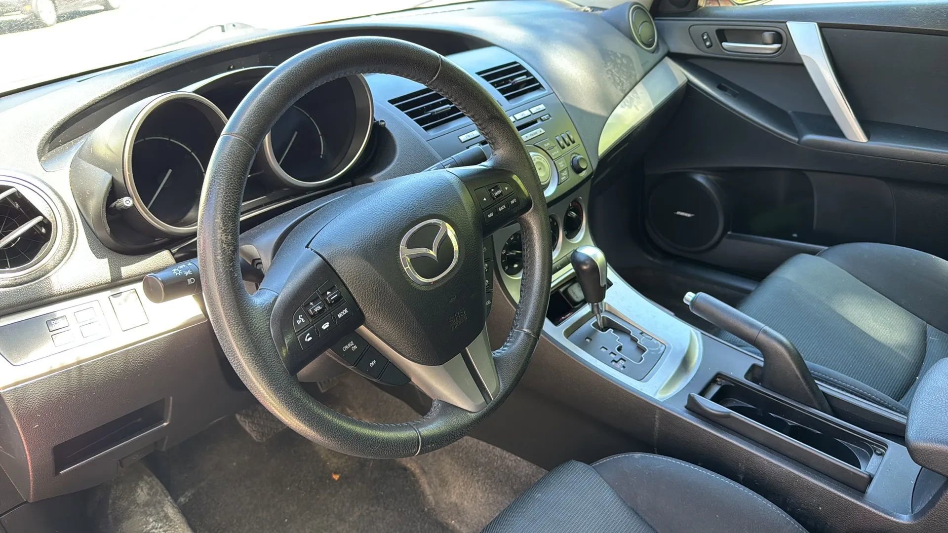 Used 2010 MAZDA MAZDA3 s Sport FWD image 4