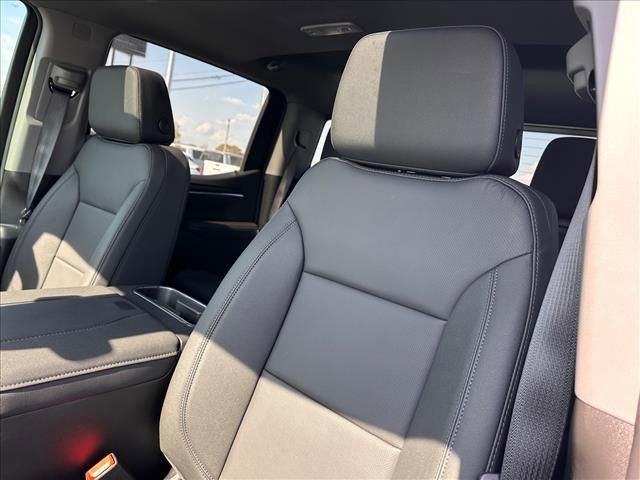 New 2026 GMC Sierra 1500 SLT w/ SLT Premium Plus Package AWD/4WD image 28