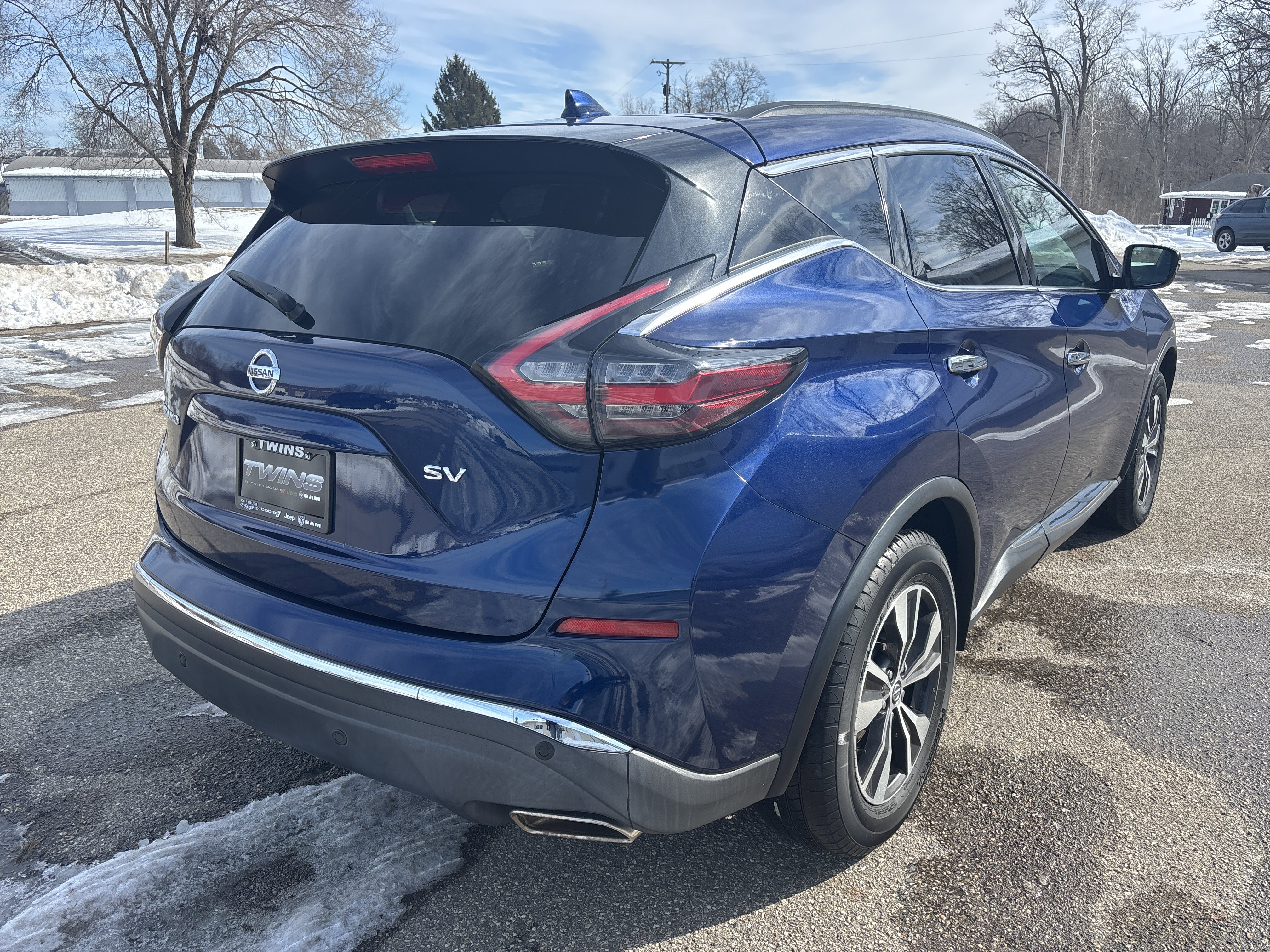Used 2020 Nissan Murano SV image 3