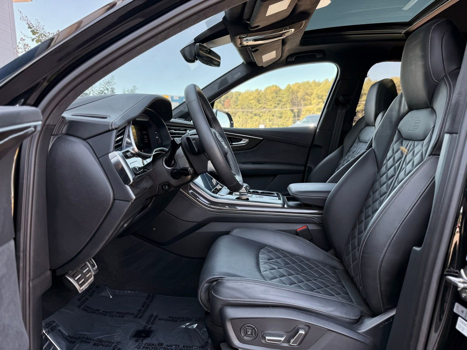 Used 2023 Audi SQ7 Prestige w/ Prestige Package image 17