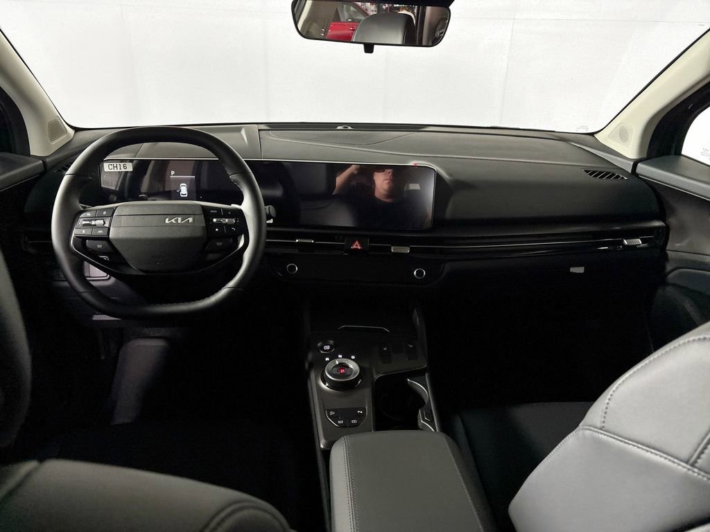 New 2026 Kia Sportage EX AWD/4WD image 12