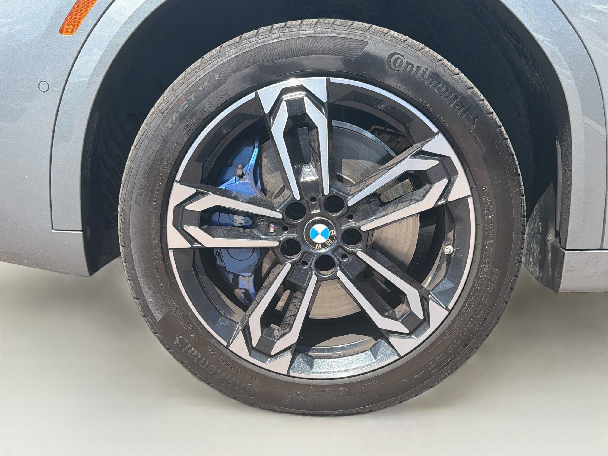 Used 2025 BMW X2 xDrive28i AWD/4WD image 11