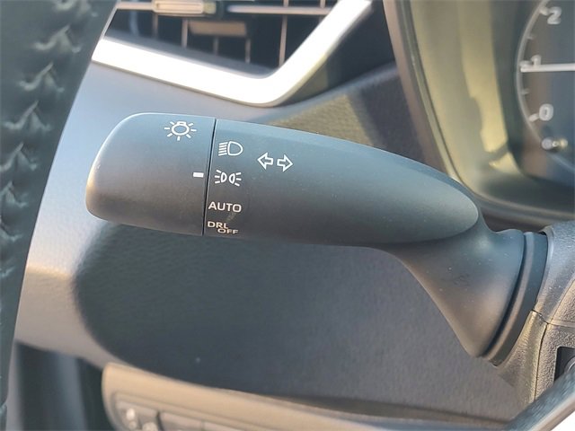 Used 2025 Toyota Corolla SE image 26