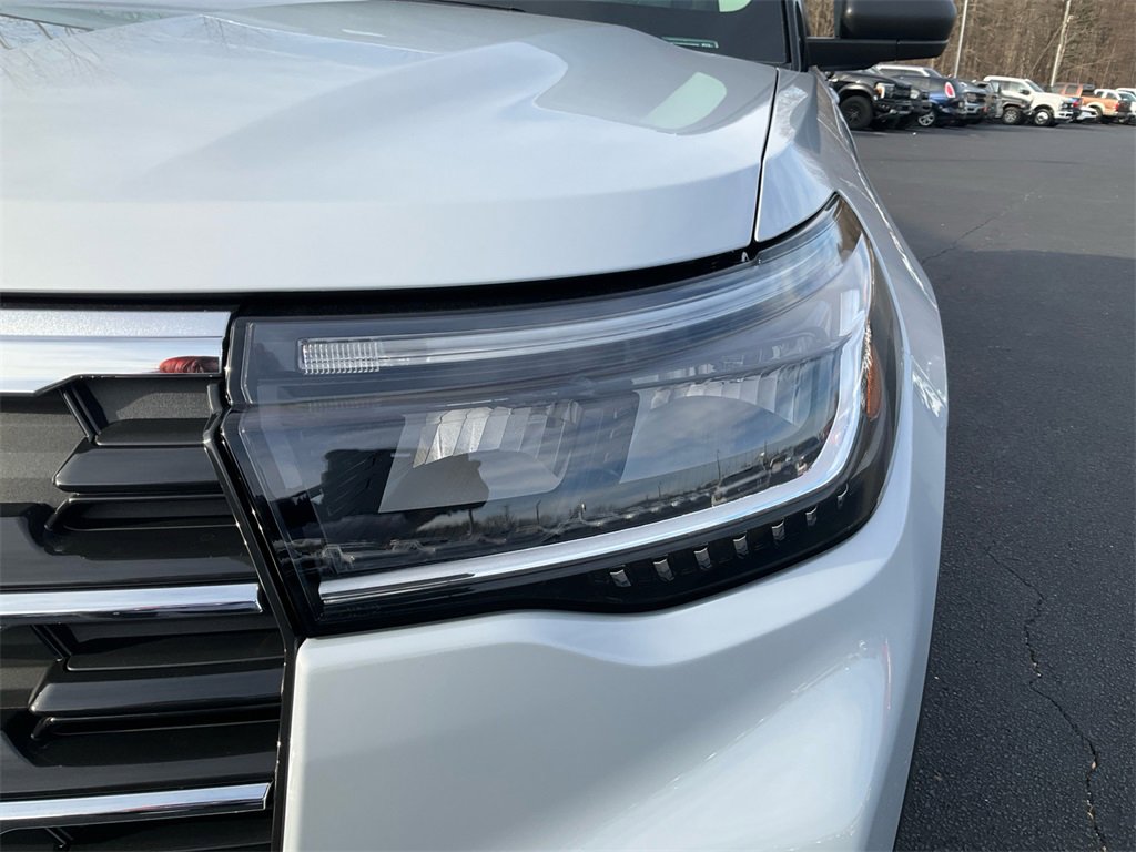 New 2026 Ford Explorer Active image 9