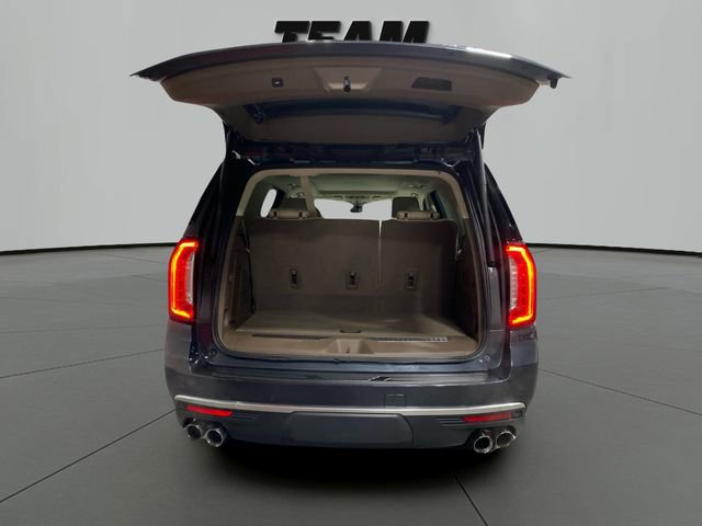 Used 2022 GMC Yukon Denali w/ Advanced Technology Package AWD/4WD image 6