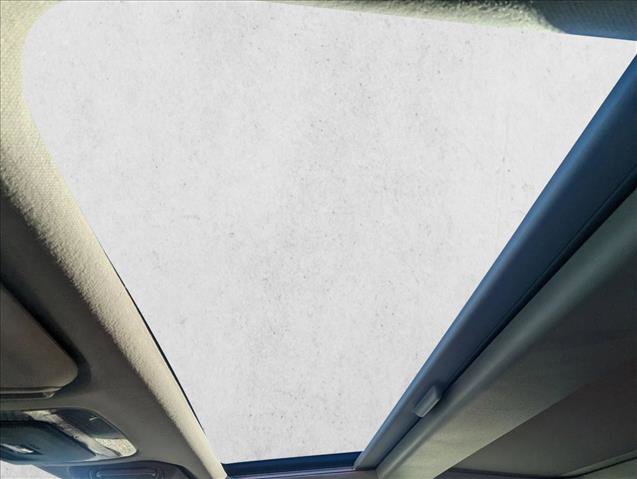 New 2026 Toyota Prius Plug-In Hybrid image 15