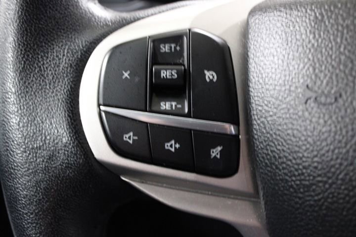 Used 2023 Ford Explorer XLT image 32