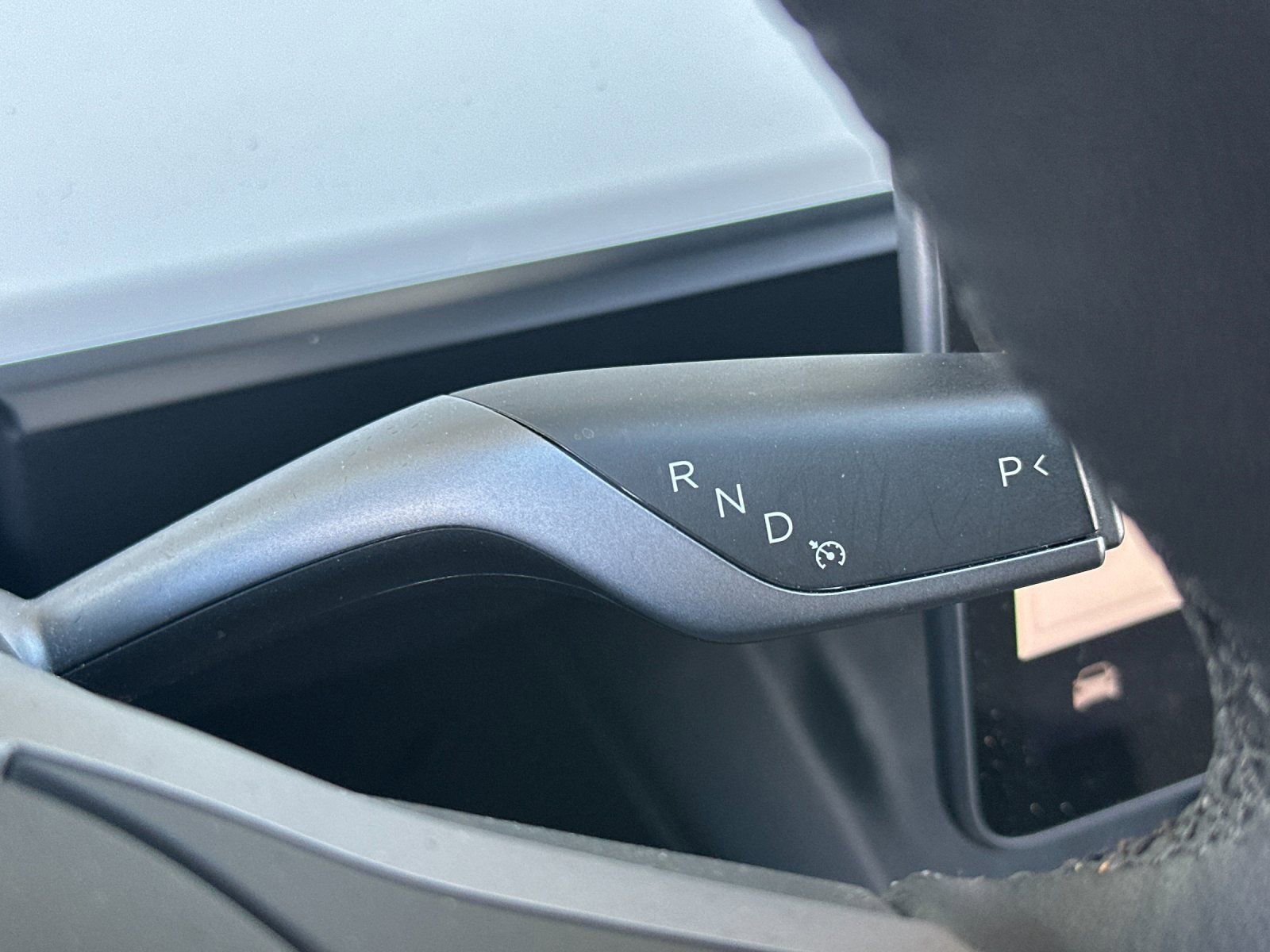 Used 2022 Tesla Model Y Long Range image 19