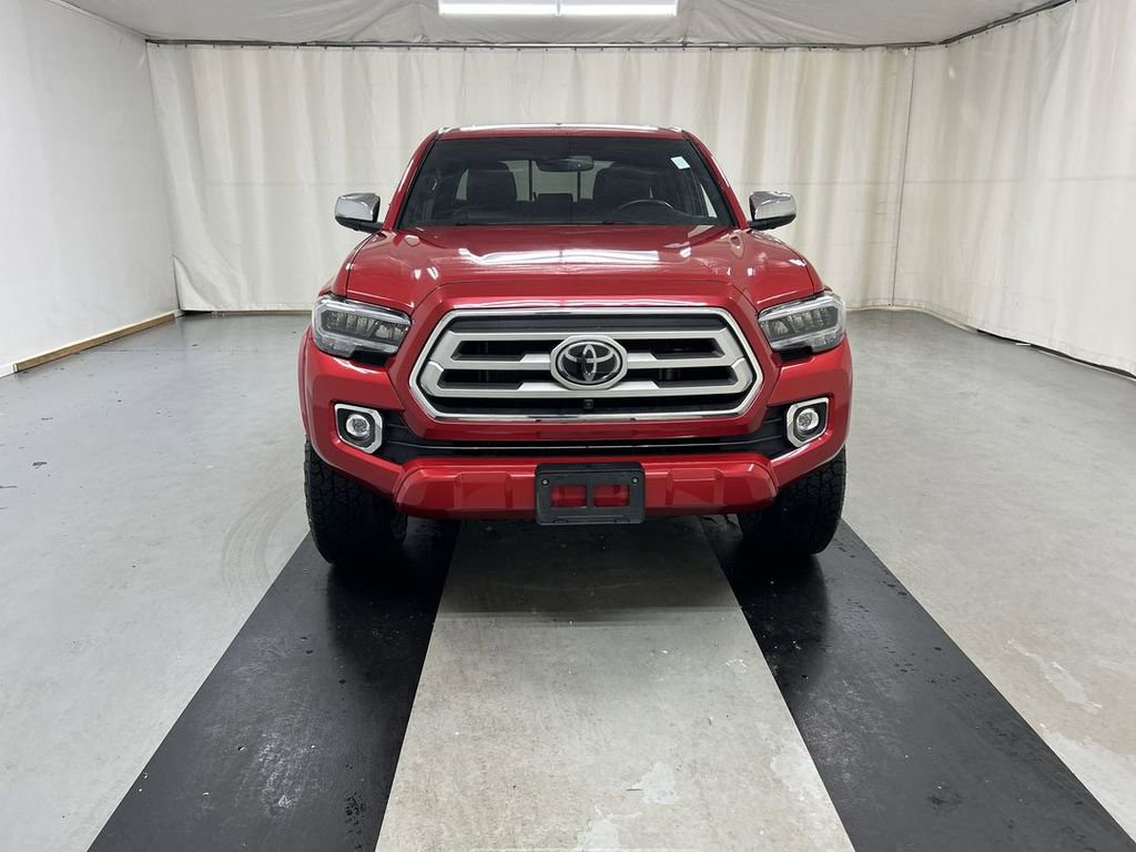 Used 2022 Toyota Tacoma Limited AWD/4WD image 3
