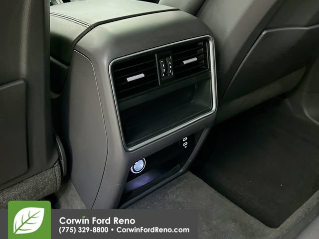 Used 2021 Porsche Cayenne GTS AWD/4WD image 27
