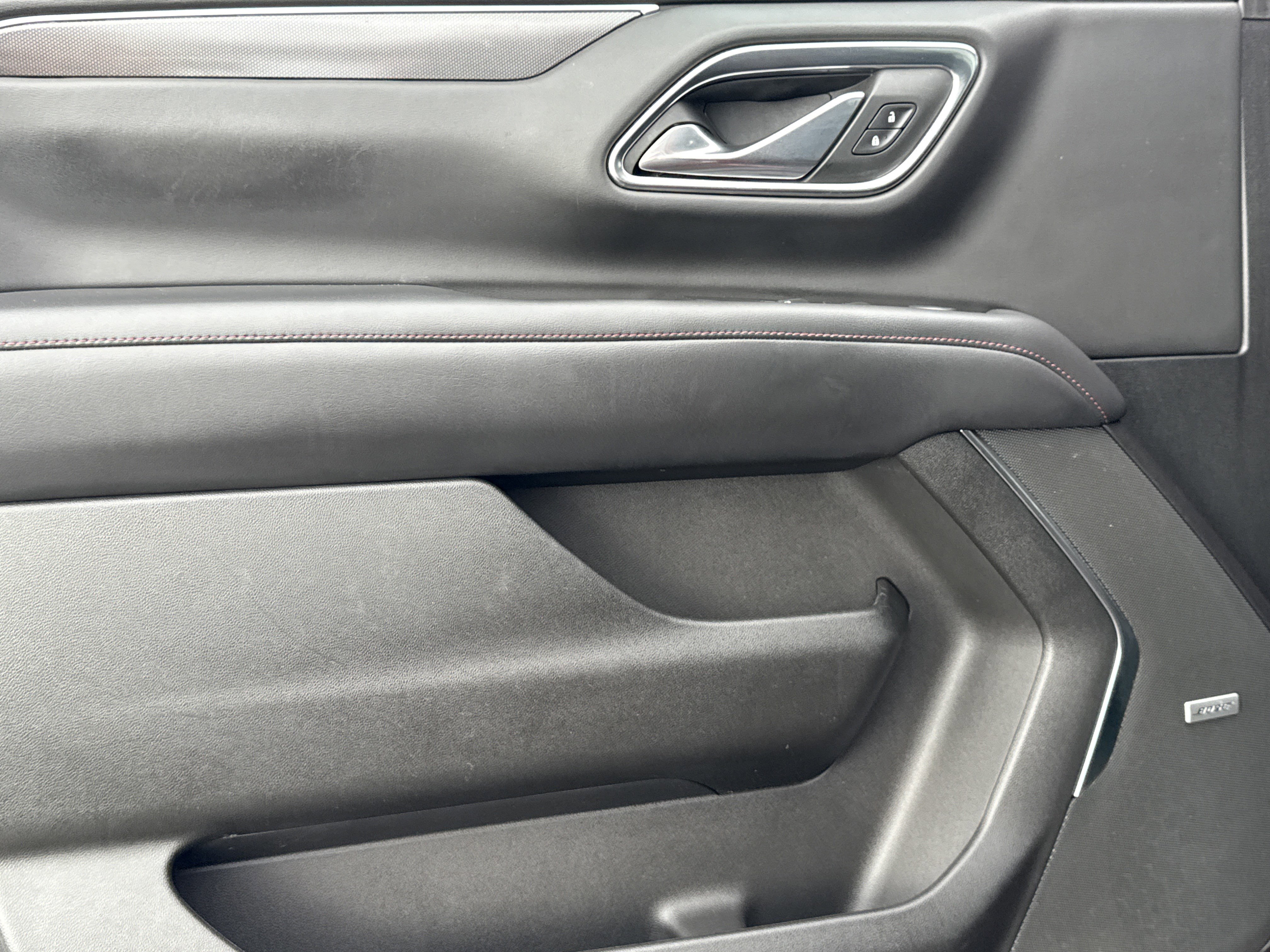 Used 2021 Chevrolet Suburban RST w/ Rear Media and Nav Package image 25