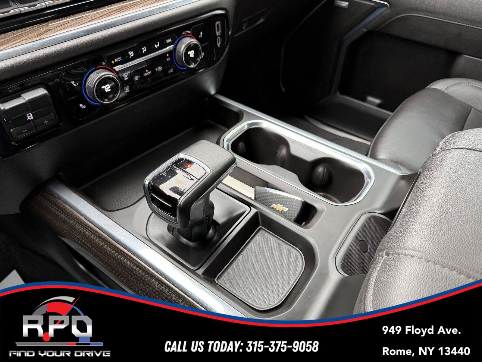 Used 2023 Chevrolet Silverado 1500 RST AWD/4WD image 27