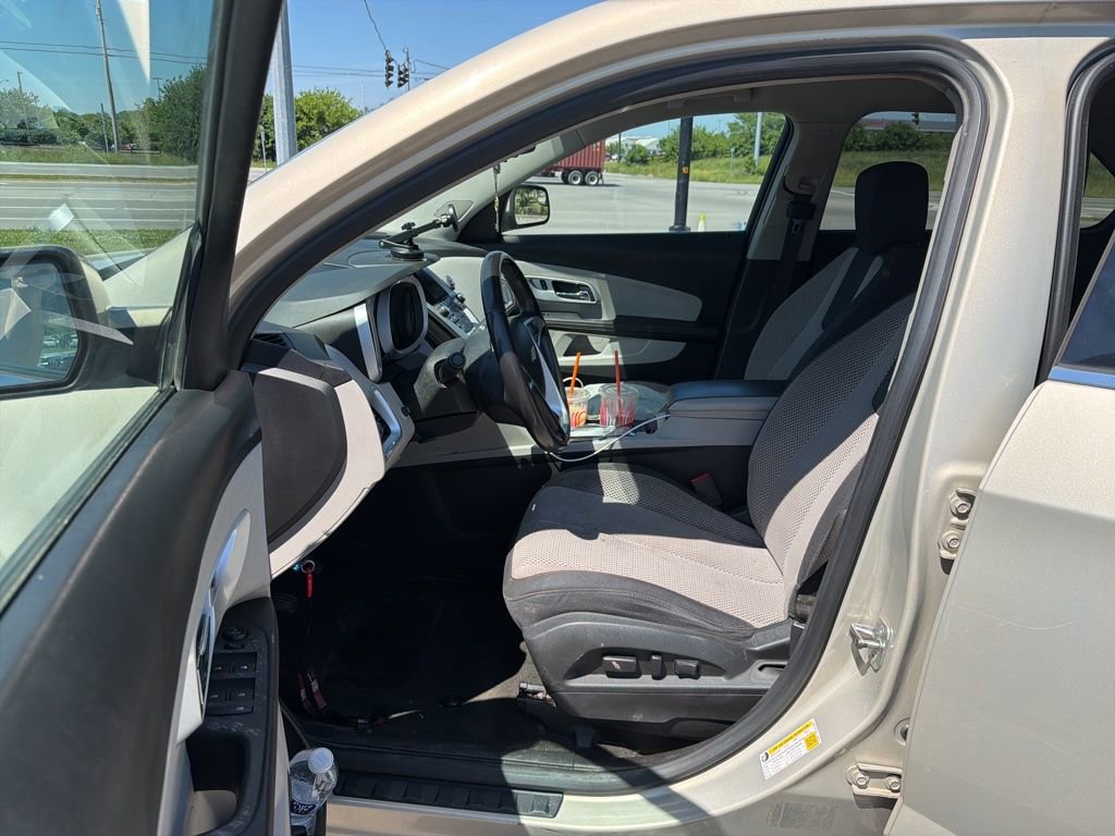 Used 2012 Chevrolet Equinox LT w/ Driver Convenience Package FWD image 6