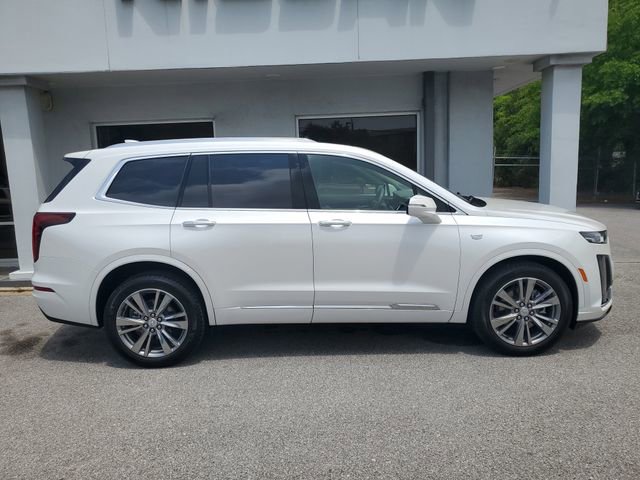Used 2025 Cadillac XT6 Premium Luxury AWD/4WD image 7