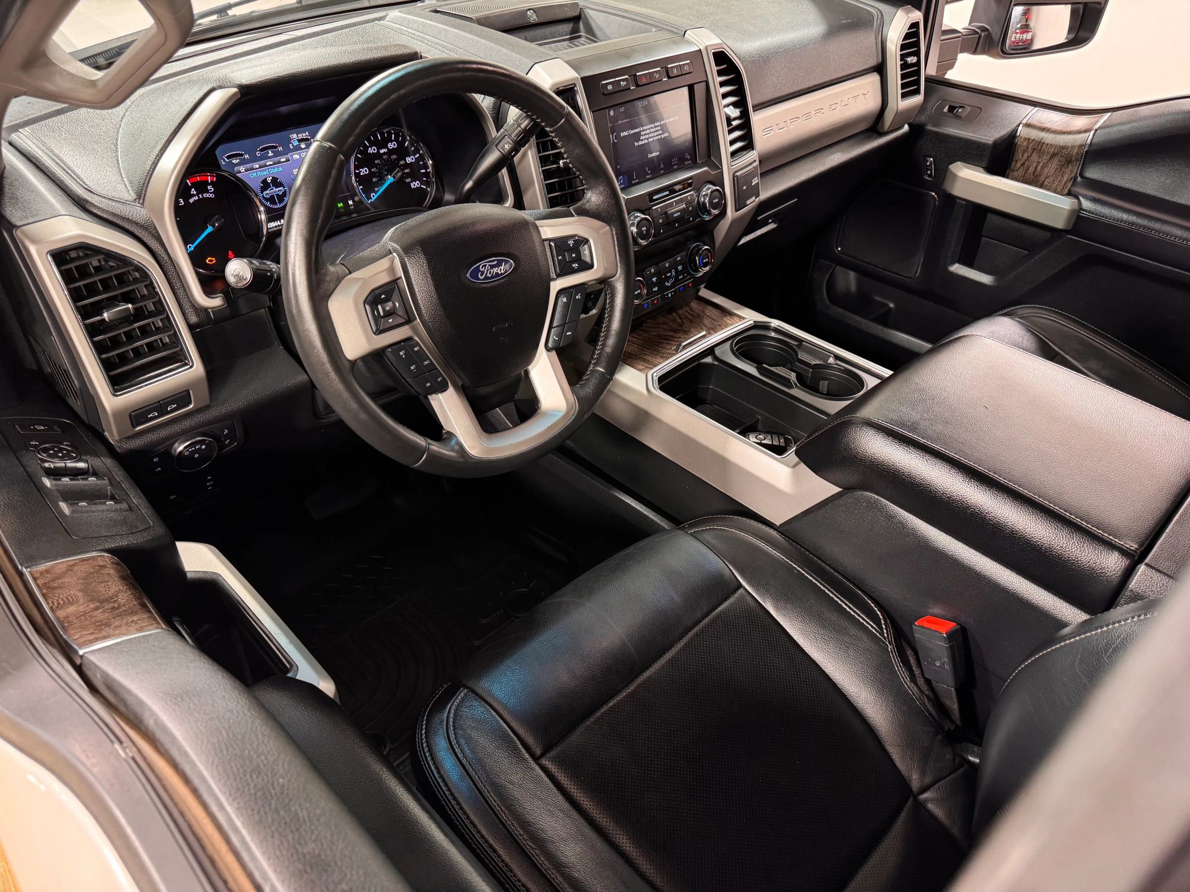 Used 2019 Ford F350 Lariat w/ Lariat Ultimate Package image 14
