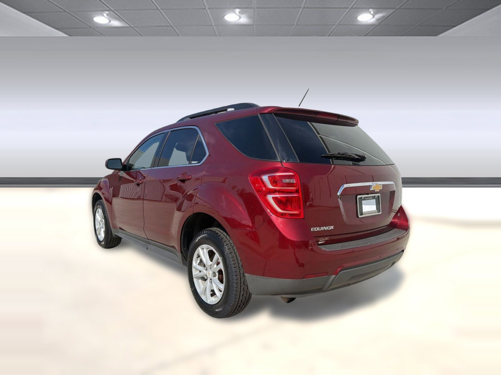 Used 2017 Chevrolet Equinox LT w/ Convenience Package image 3