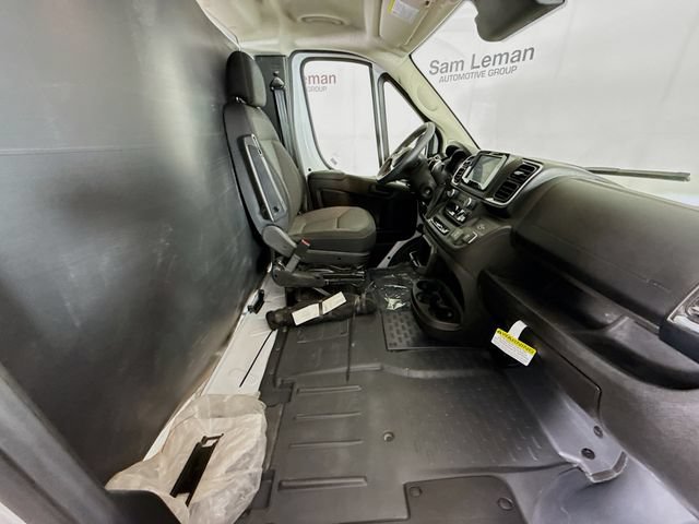 Used 2025 RAM ProMaster 3500 w/ Quick Order Package 22G SLT FWD image 19