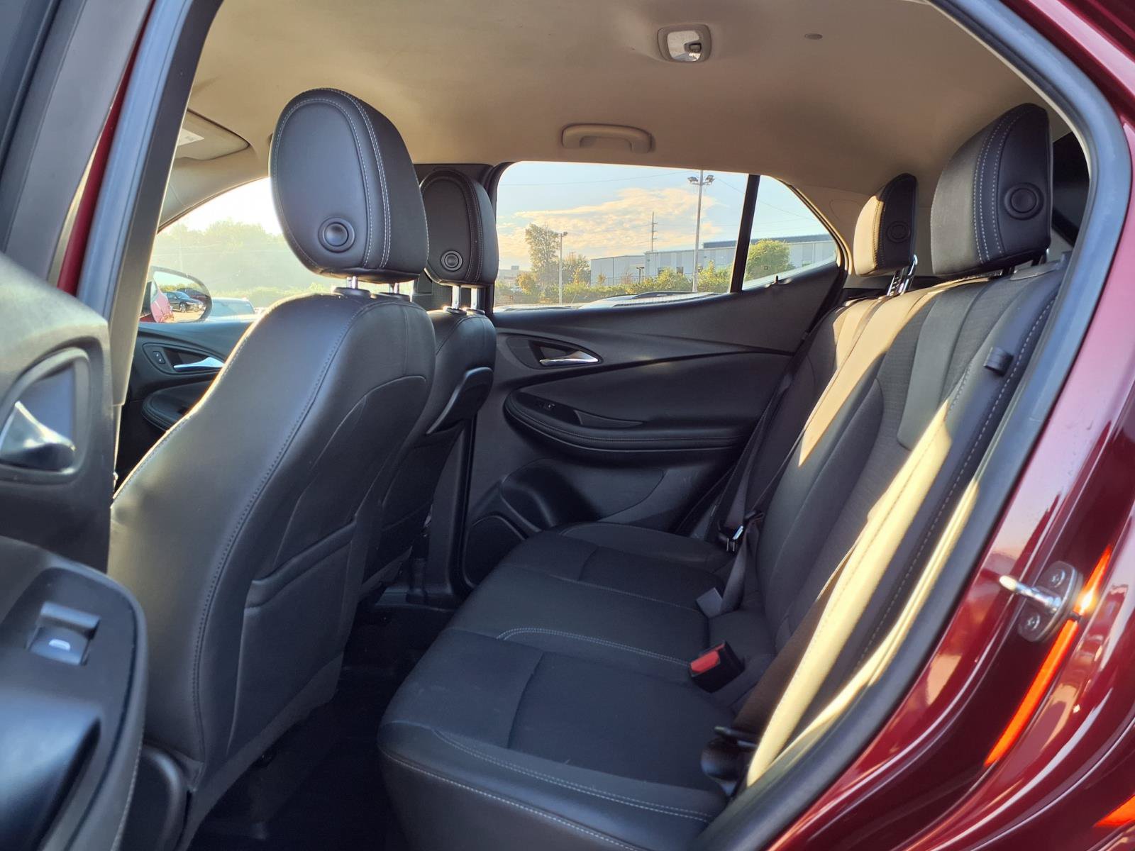 Used 2022 Buick Encore GX Preferred w/ Cold Weather Comfort Package FWD image 27
